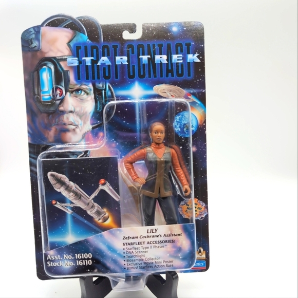 Star Trek First Contact Lily Action Figure Playmates - Picture 1 of 2